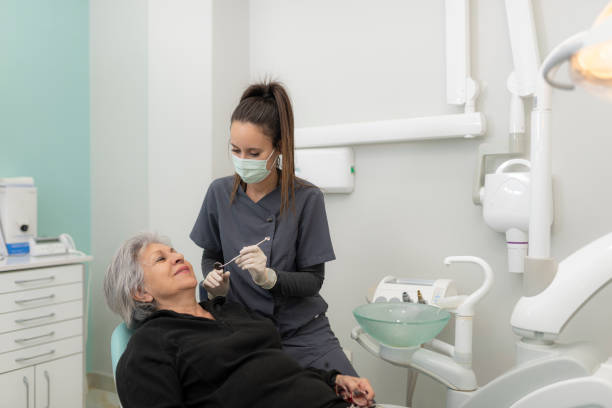 Best Holiday Emergency Dentist in Geneva, WA